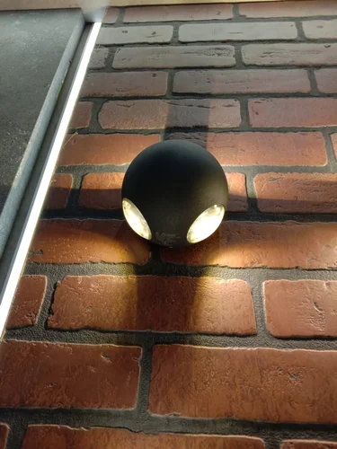 4 way Ball Light