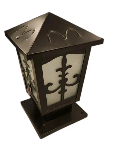 Black Outdoor Gate Light