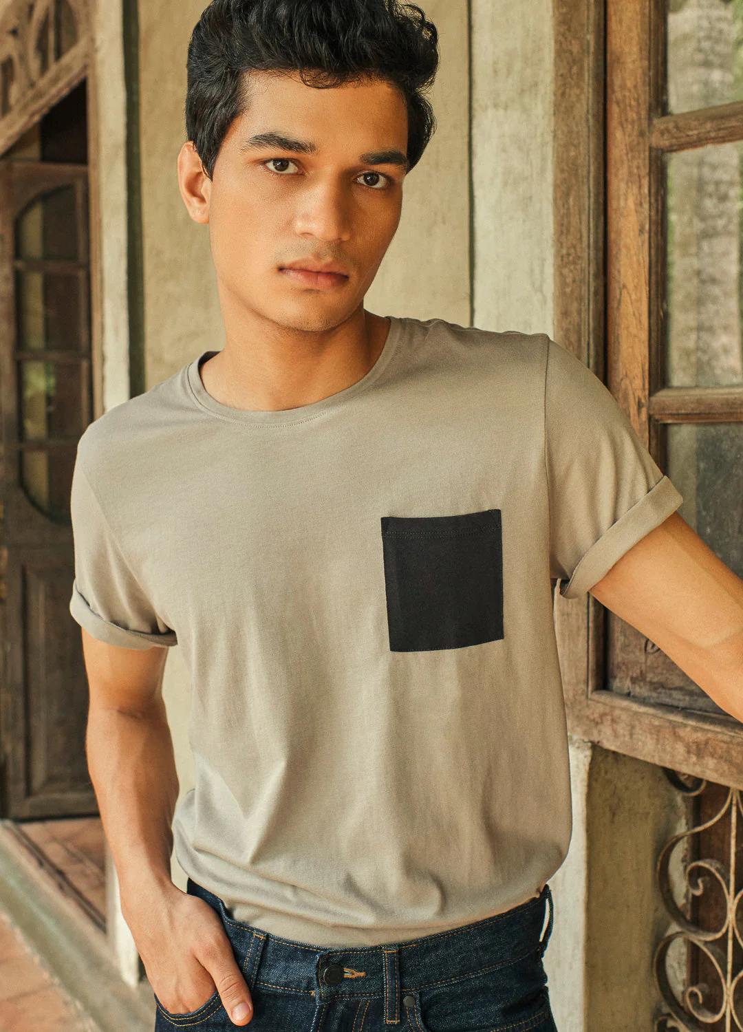Oyster Pocket Tee