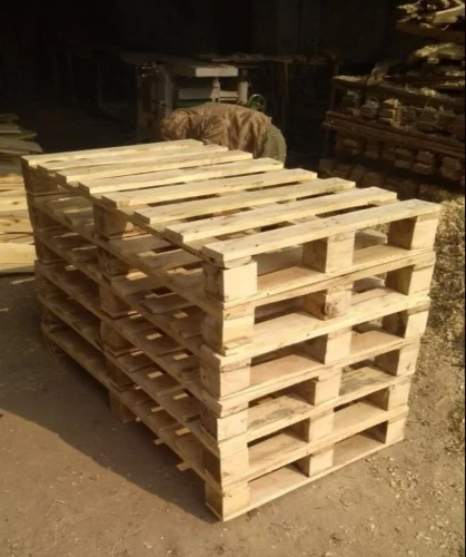 Warehouse Wooden Pallets
