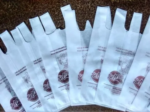 HDPE Printed Plastic Carry Bag, Capacity: 5 kg