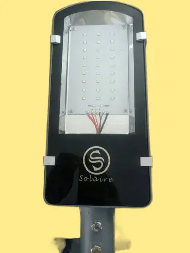 Solaire Aluminium 18W Solar LED Street Light