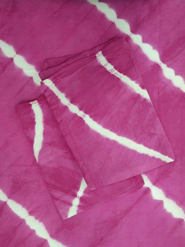Tie and dye Handwoven cotton double bedsheet with pillow cover -Pink - Image 3