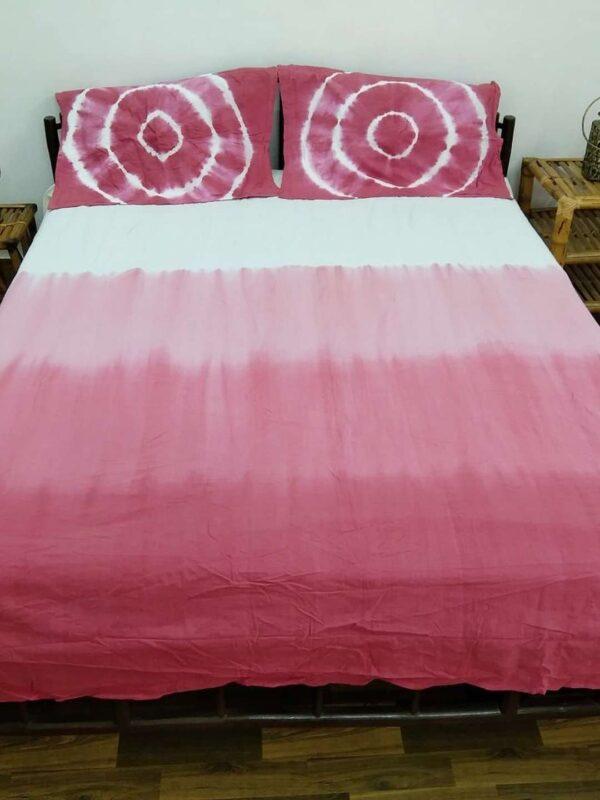 Handwoven Cotton Double Ombre Dyed Bedsheet with Tie & Dye Pillow Cover - Pink