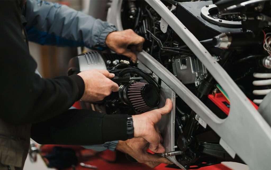 vehicle mechanic