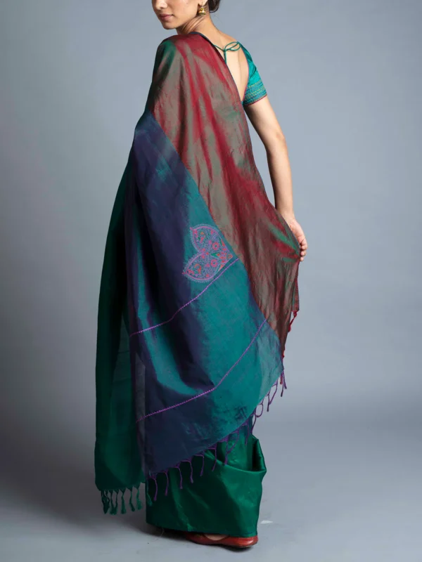 Mubagan Style Kupaddam Saree Green with Border With Blouse Piece - Image 3