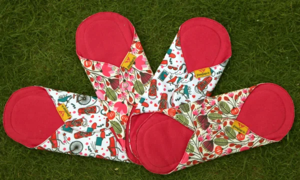 Mandya Classic Reusable Cloth Pads( set of 4) - Image 2
