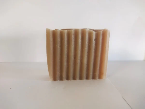 Sandalwood And Musk Bar - Image 3