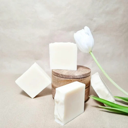 Herbal Handmade Bath Soap - Image 2